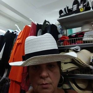 Meet your Posher, Julie